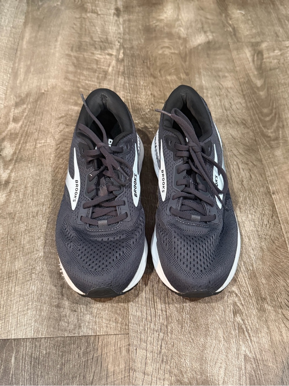 Brooks Ariel GTS 24 Running Shoes Women Size 7.5 B Black Comfort Cushion Sneaker